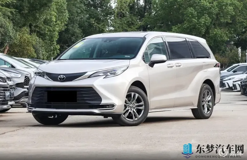 赛那混动版，家庭出行好选择-1