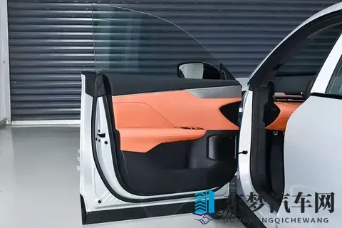 15万级纯电SUV黑马来了！宁德时代电池，上车即惊喜！-2