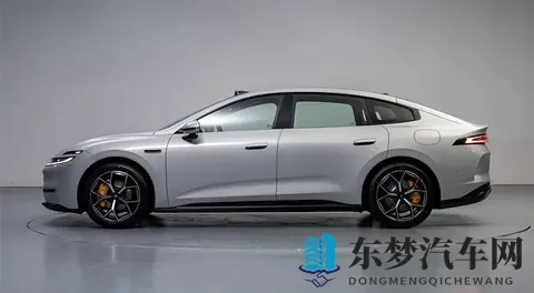 预售区间 1199-1599 万元 长安启源 A06 将于 11 月 9 日上市-1