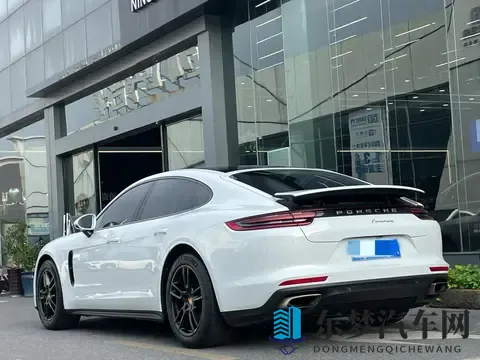 美女扒开腿 裸体：车展惊现辣眼表演，汽车行业形象受损，如何重塑？-3