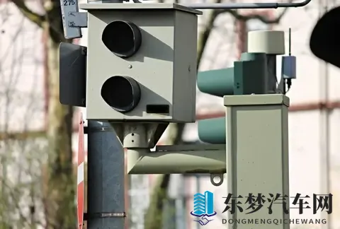 测速照相机只是生财机器，加拿大正在拆除-2