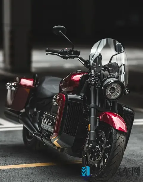 新车  1898万元起，20升8缸发动机，长城灵魂巡航车S2000-2