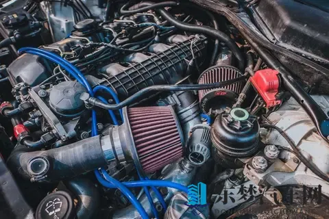 发动机难启动？老司机教你必须检查这几个地方！建议收藏保存！-1