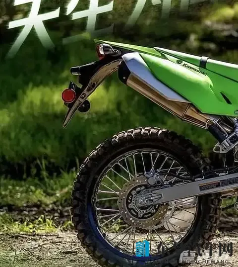 川崎KLX230以299万开卖，林道穿梭一把就过，新手也能轻松驾驭-1