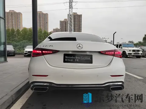 19万多，23年底准新奔驰C级，一手车代步优选？-2