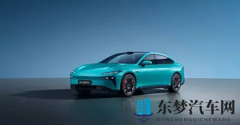 超能轿跑，轴距近3米，标配激光雷达，媲美小米SU7，预售价14万多-1