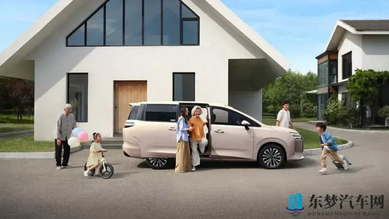 73万元起售！能不能既要又要？五菱星光730它真可以！-1