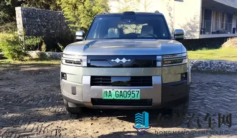 既有越野车的硬派，也有家用车的细腻，试驾方程豹钛7