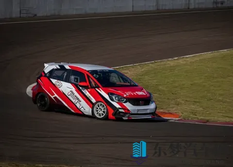 和平精英女性的乳汁能有多少：新能源汽车续航揭秘：技术突破，里程翻倍？-2