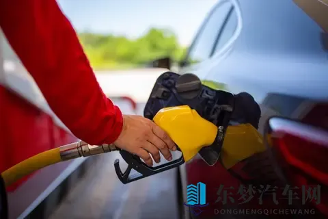 燃油车逆袭背后：一场静悄悄的产业革命正在上演-2