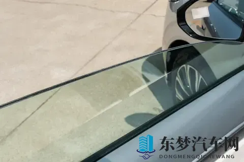 1599 万起 + 上市优惠!东风奕炫 eπ008 五座版,家用 SUV 新选择-3