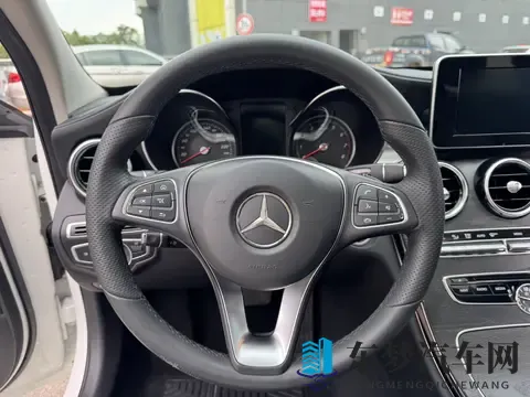 10万多拿下奔驰C级？2017款13万公里代步之选-3