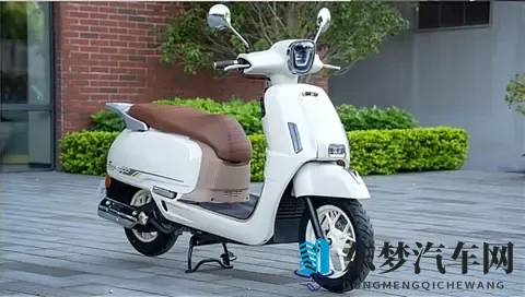 5380元的飞鹰F150新款升级不加价，是要把天价125踩在脚下？