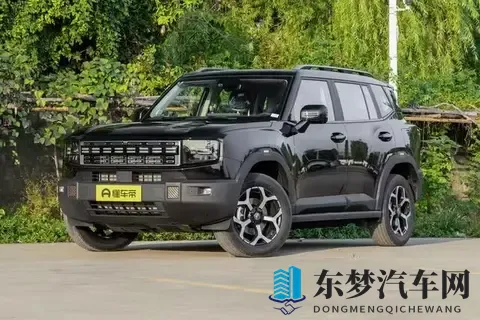 四驱版来了！这台15万级SUV可城可野，适合全家出游-1