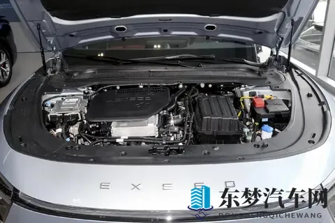2025款星纪元ES 增程纯电可选，轴距3米，综合续航1645km-1
