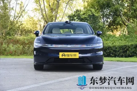 长安启源A06如何以1199万起预售价，打破10万级纯电轿车配置想象-1