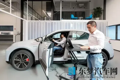 亚va精品乱码一二三四区别：亚VA四大精品车型解析：揭秘经典与豪华！