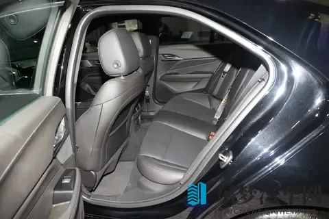 20万级后驱王者！凯迪拉克CT4选买全攻略-2