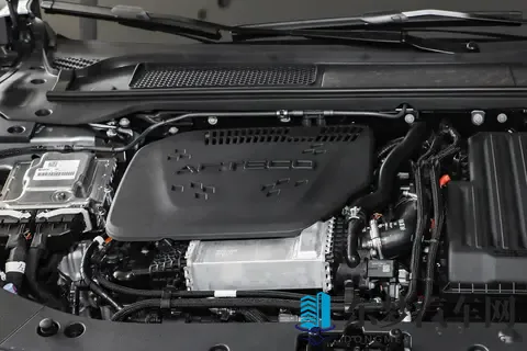 实地试驾2025款星途星纪元ES，它能成为你的靠谱之选吗？-1