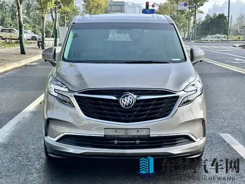 22款别克GL8陆尊：宜商宜家，20多万享受舒适出行-3