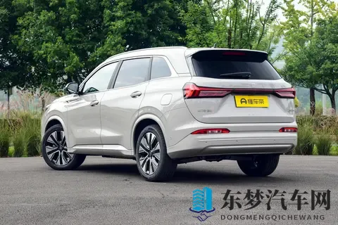 第三代蓝电 E5 PLUS ：12万级插混的老大难，终于被这款车解决了？-2