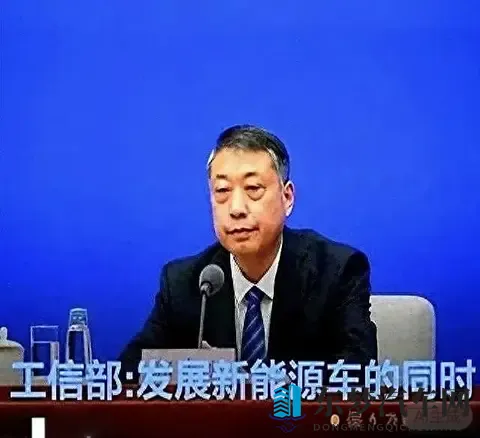 续航腰斩、排队充电，谁在硬撑？-3