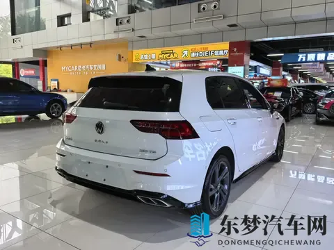 23款高尔夫R-Line Lite，准新车18万公里，1218万代步值不值？-1