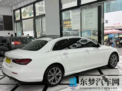 老板脱我内裤随时做：老板行为放肆，内裤随意脱，任意支配。-2