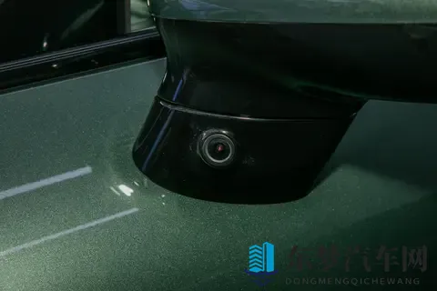 2025款星纪元ES纯电版Max城区辅助驾驶：科技与续航的均衡之作