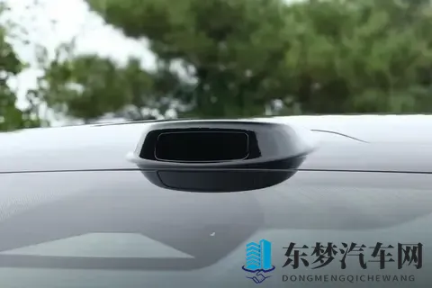 比Model Y更懂家用？理想i6配800V、送双腔空悬，舒适配置拉满-2