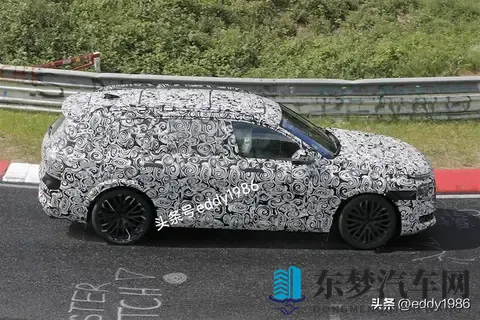 奥迪最强SUV车型SQ9最新路测谍照，夸张巨型格栅与V8涡轮增压引擎-2