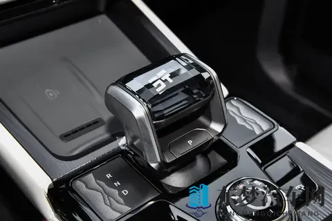 插混SUV，山海T1：试过才知道，适合家用的车什么样？-3