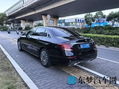205万拿下20款奔驰E300L，一手豪华行政座驾，商务家用皆宜-1