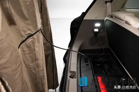 老师让我 她奶：新能源汽车崛起，自动驾驶革新未来交通-2