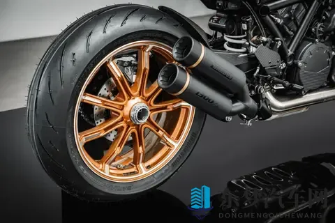 摩托圈劳斯莱斯出新作，1400R能否复制2分钟售罄神话？