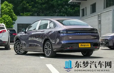 零跑汽车2025年11月购车攻略，这可不能错过了-2