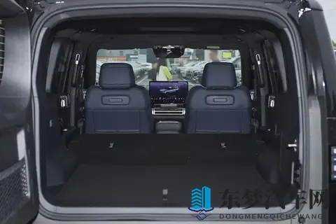 比亚迪又出爆款！大五座空间，续航超1300km，家用再合适不过-3