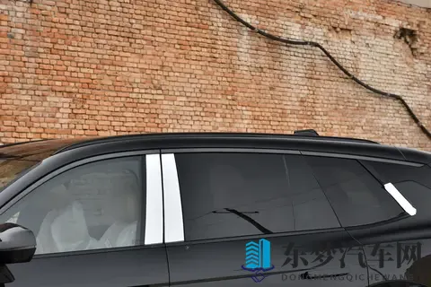 燃油SUV如何做到20万级？这款20T四驱大5座，产品力拉满-1