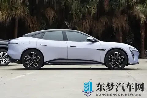 阿维塔06：起售价2099万元起“年轻人豪华车”，到底香不香？-2