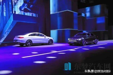 奔驰电车卖25万，用户懵了，豪华体验真能降维？-1