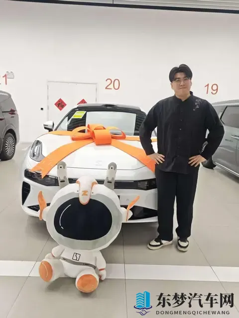 四年观望一朝入手！同事阅车无数为何独爱焕新极氪 001？-2