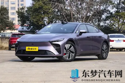 综合续航1645km，云台底盘+黄金增程动力，星纪元ES产品力如何？-1