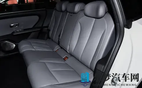 长安启源A06 2026款630激光UItra+预售开启，尊贵体验感满满-1