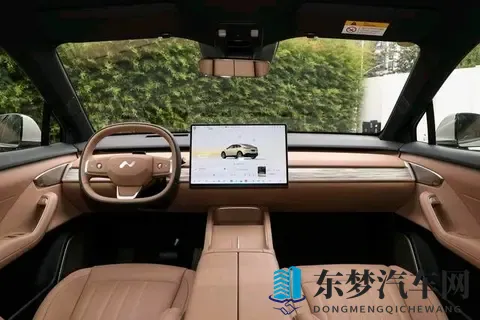 腾势N8L大六座，2998万起一步到位