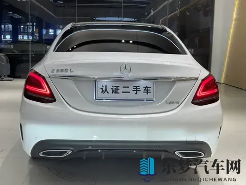 开了不到一年就换？准新一手奔驰C级，这价格真香！