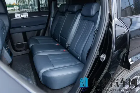 不止于家用，方程豹钛7 2025款 190KM四驱Max版的多元生活探索-2