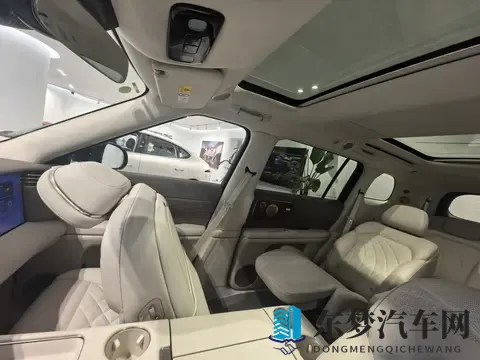 智己LS9实车静态体验，LS7车主哭晕在厕所