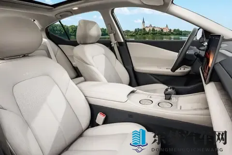 合资燃油B级车+鸿蒙座舱？太香了-1