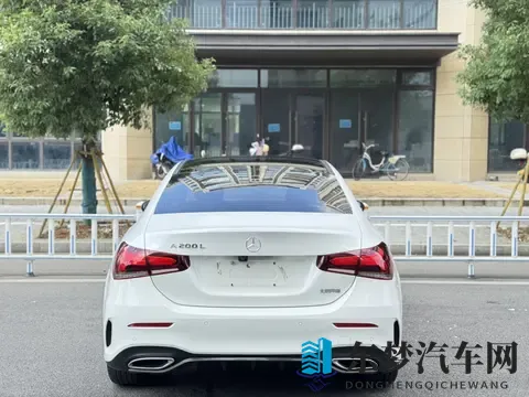13万拿下白色奔驰A200L,圆你豪华品牌梦!-1