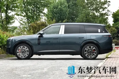 6人7箱够装？深蓝 S09 鸿蒙座舱 harmony space5 空间对比领克 900 体验-3